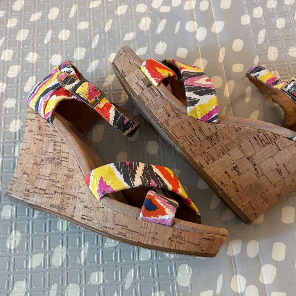 Colorful Toms Wedges - Picture 5 of 8